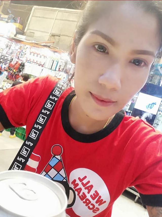 nichamol, 35