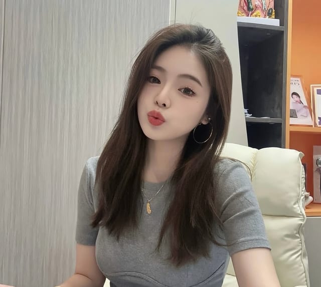 elisa, 36
