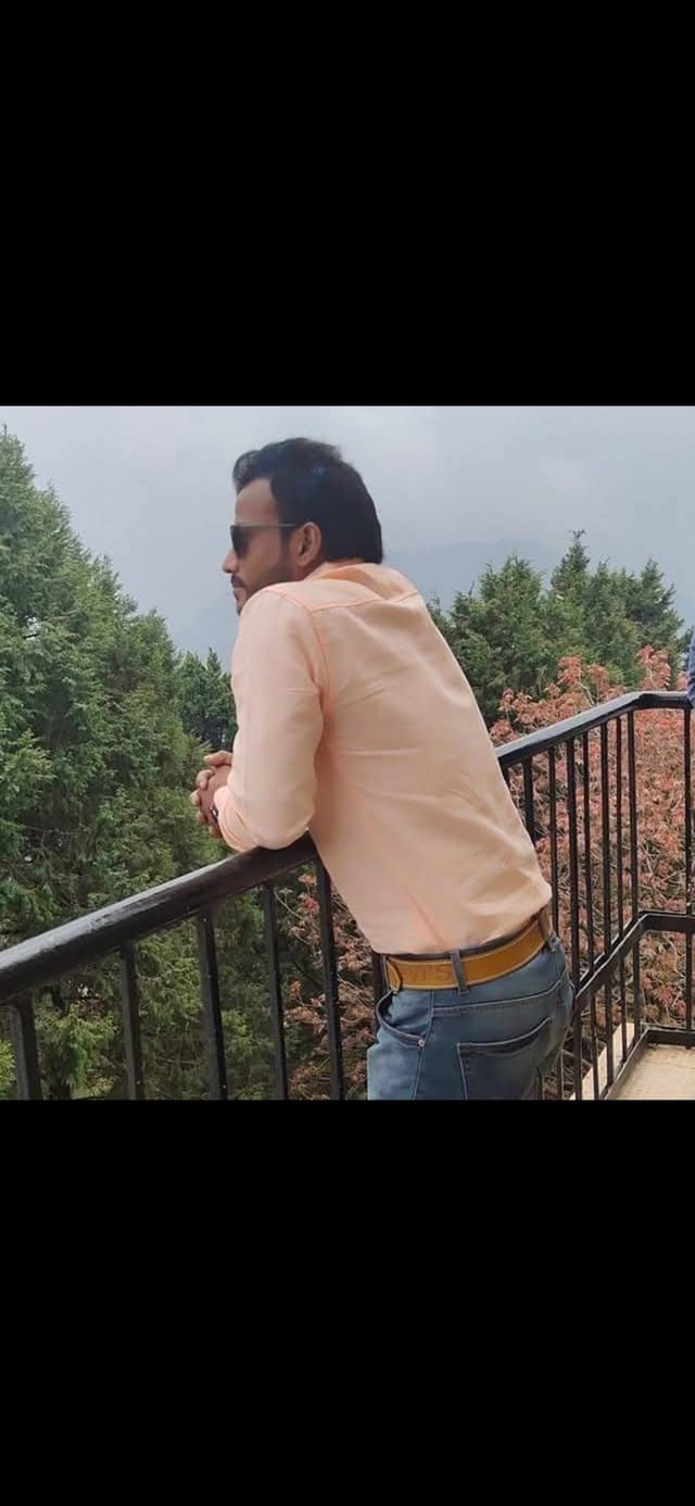 qamar, 40