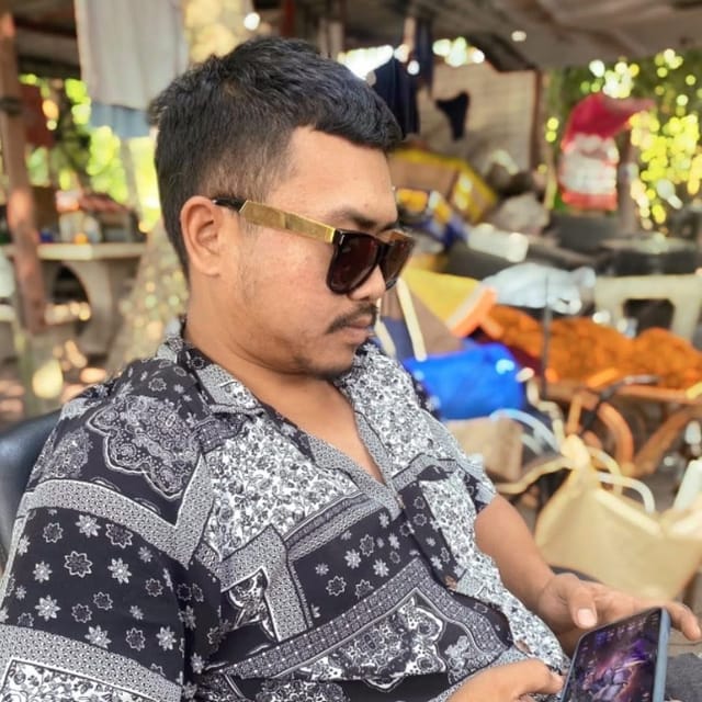 adisorn, 30